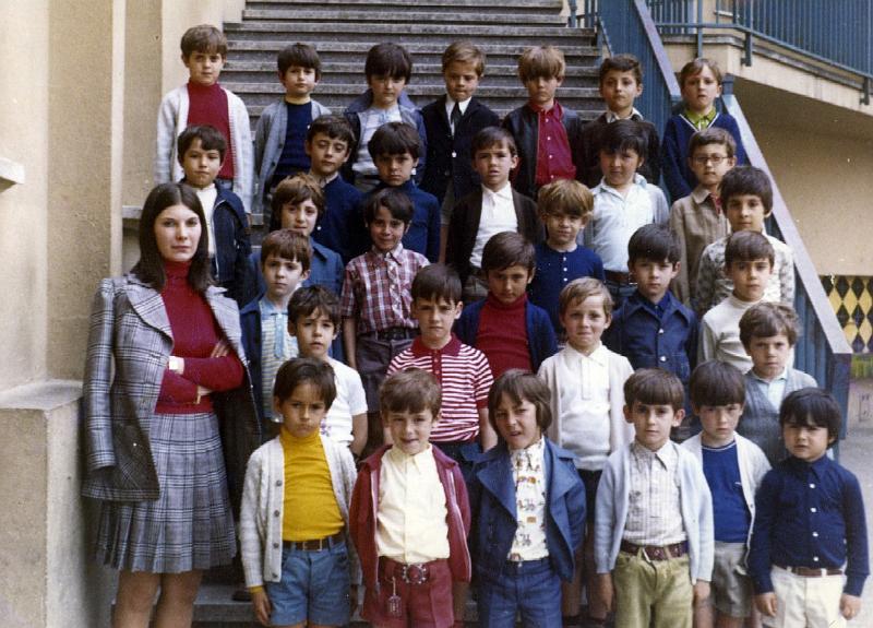 1er-A.JPG - Classe de 1er A.  Professora: Srta. Fina.  Curs dels anys 1972-1973