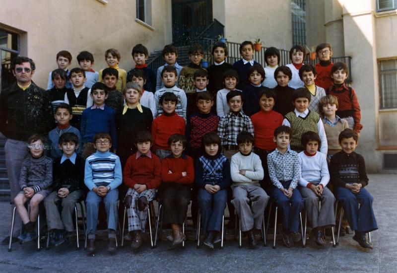 3er-A.JPG - Classe de 3er A.  Professor: Sr. Izquierdo.  Anys 1974-1975