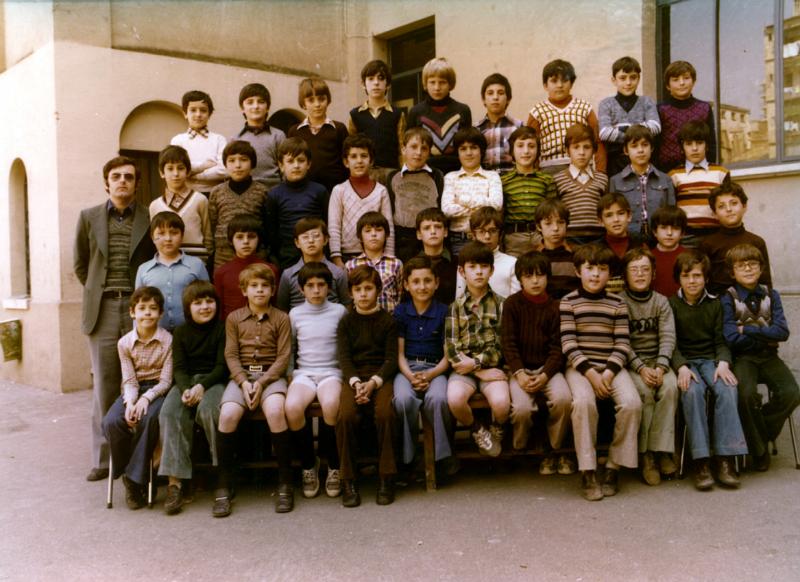 4rt-A.JPG - Classe de 4rt A.  Professor: Sr. Izquierdo.  Anys 1975-1976
