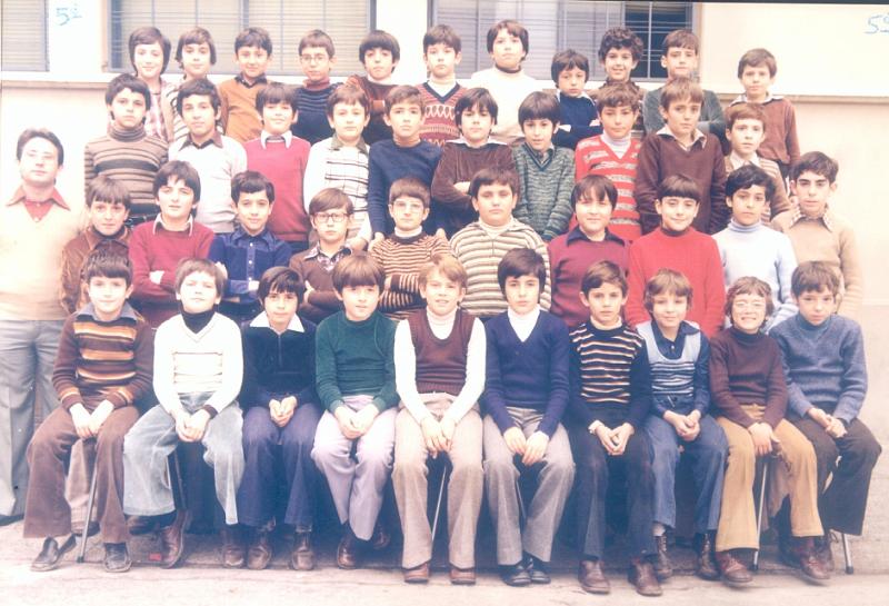 5e-A.JPG - Classe de 5è A.  Professor: Germà Pep.  Anys 1976-1977